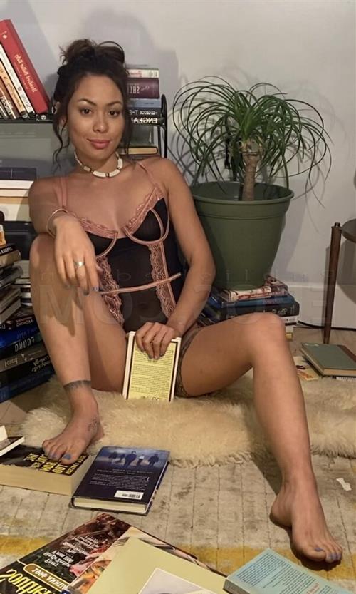 Mesheal, sesso in Napoli id126