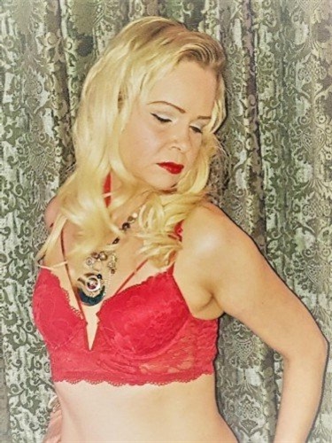 Mee Hei, escort in Catania id2003