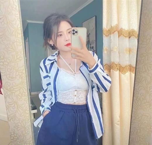 Escort Gadriya, Roma id2089