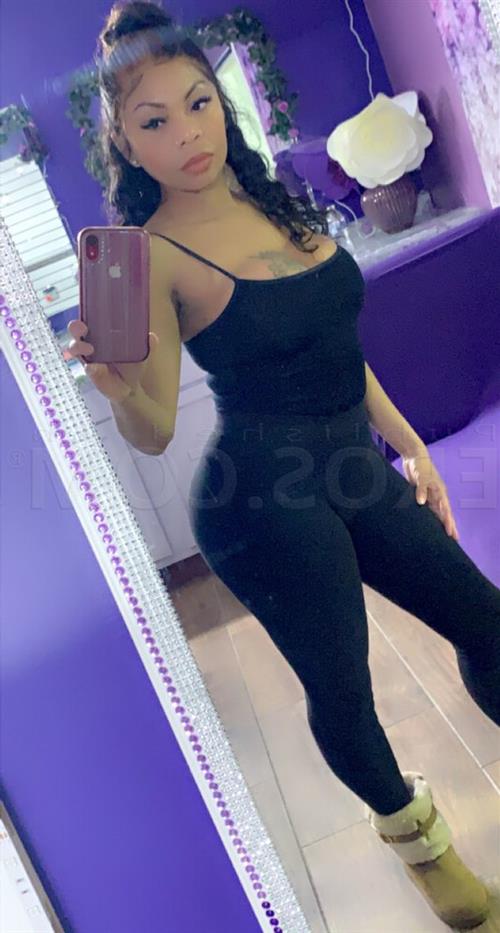 Samosan, escort in Venezia id1763